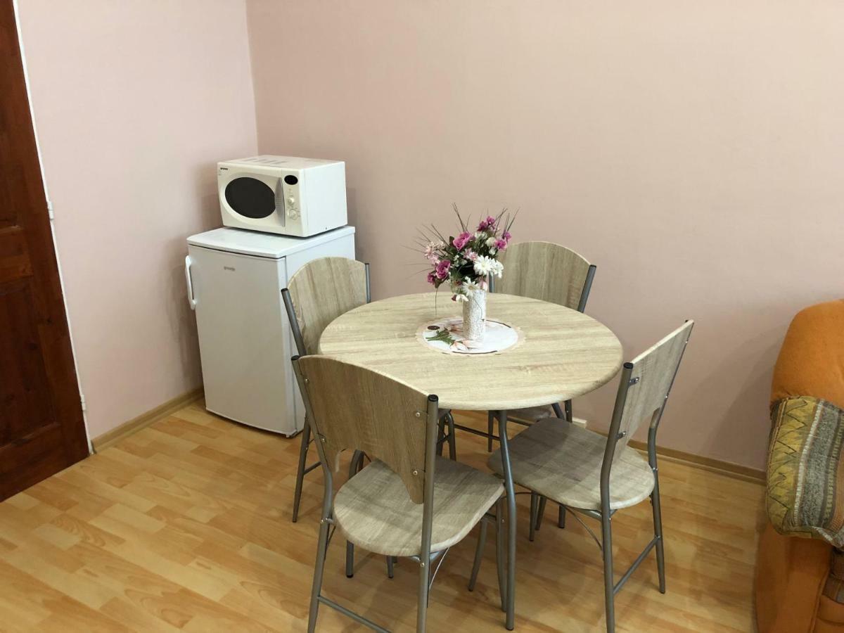 Apartman Lux Presov Bagian luar foto